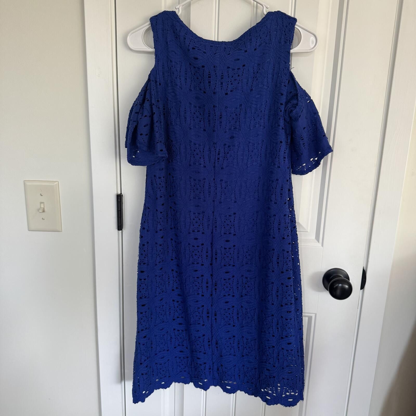 Other Ronni Nicole Royal Blue Cold Shoulder Lace Dress Size 6 Size M / US 6-8 / IT 42-44 - 3 Thumbnail