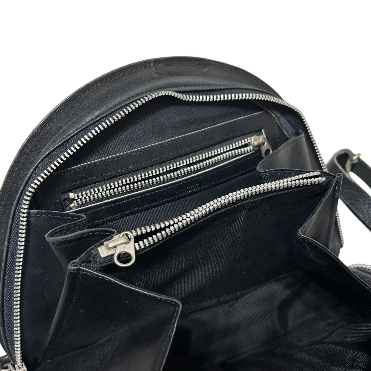 Yohji Yamamoto 702 00s Yohji Yamamoto Y'SACCS leather bag shoulder black Size ONE SIZE - 6 Thumbnail