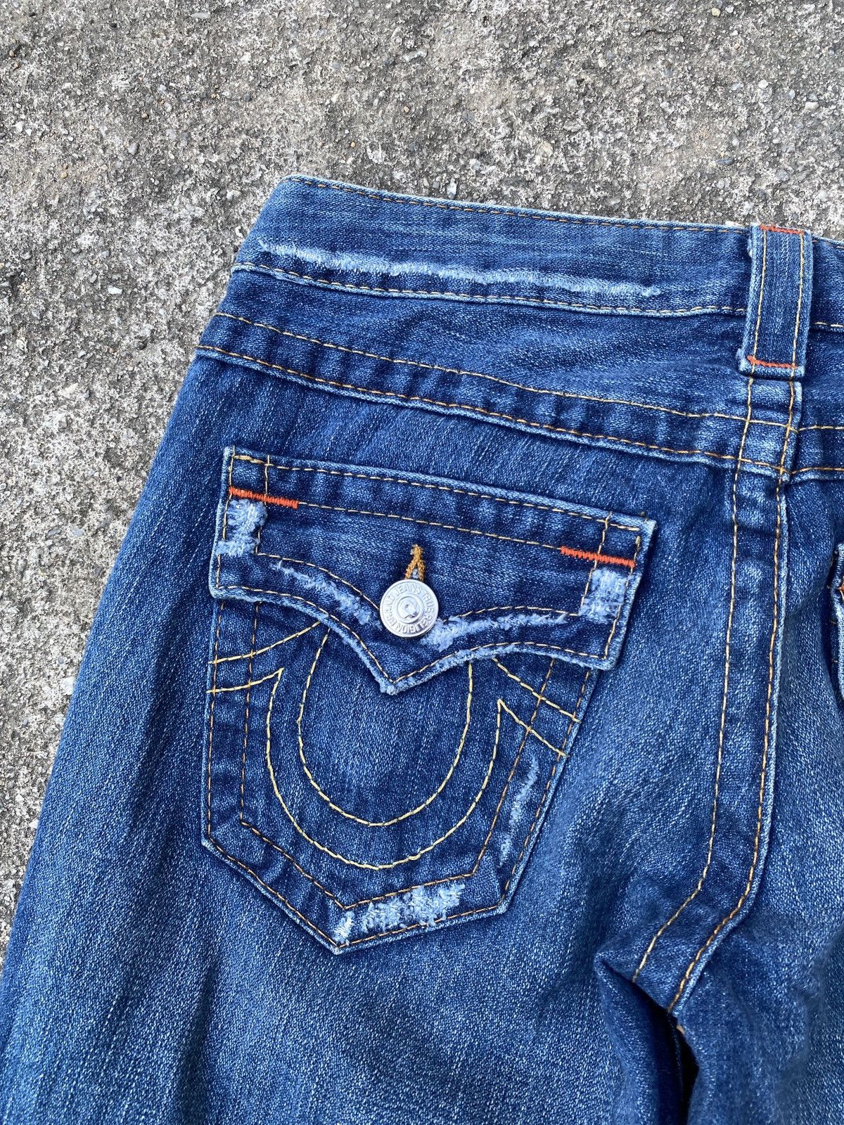 Japanese Brand × Le Grande Bleu (L.G.B.) × True Religion True Religion Flare Distressed Denim Size 26" / US 2 / IT 38 - 13 Thumbnail