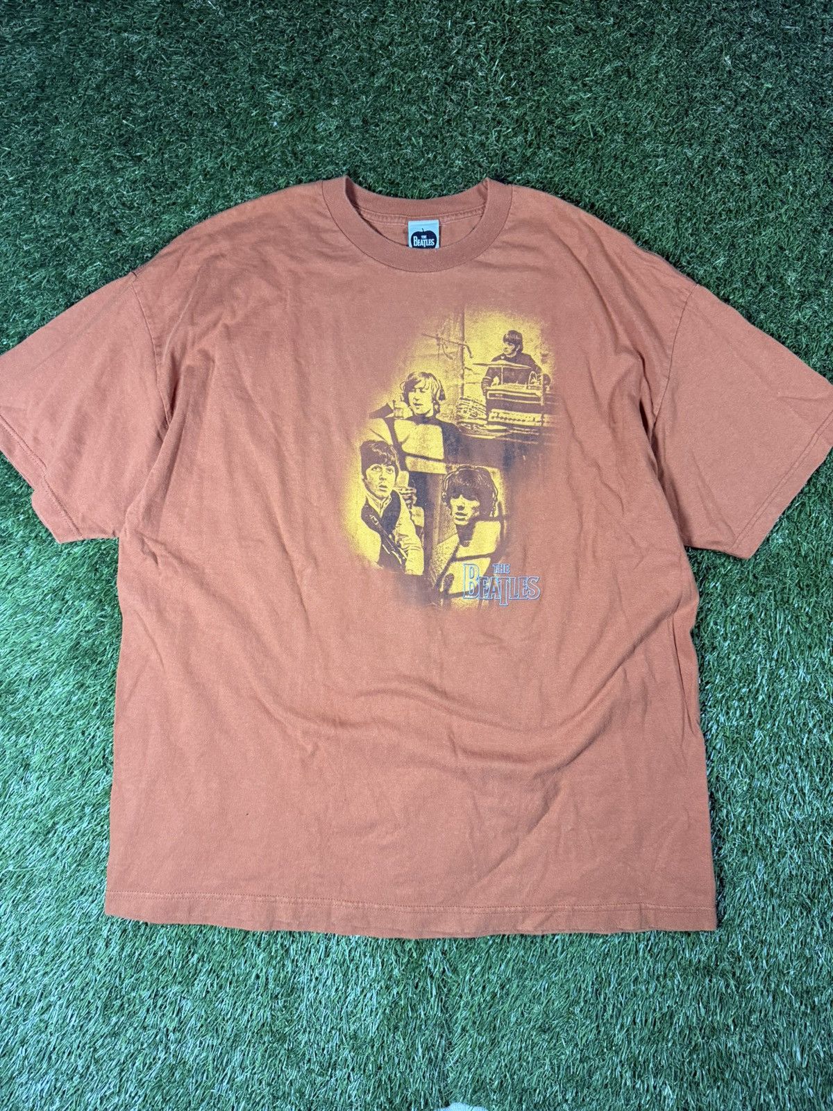 Band Tees Vintage Y2k Faded The Beatles Graphic Classic Music Band Tee Size US XXL / EU 58 / 5 - 1 Thumbnail