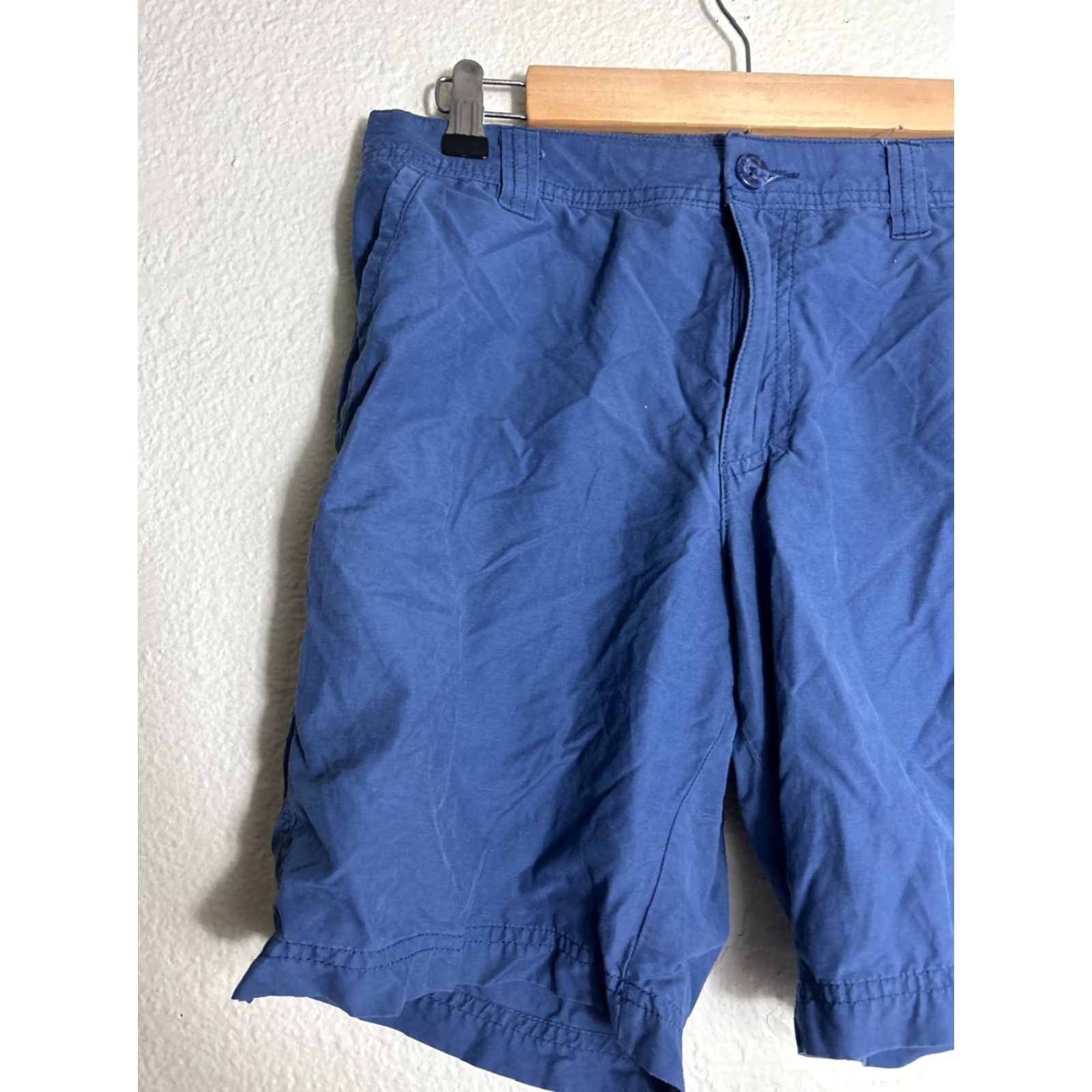 Vintage Columbia Birch Forest II Shorts Men 30x8 Blue Chino Casual Cotton Blend Hiking Golf XM0919 Size US 30 / EU 46 - 2 Thumbnail