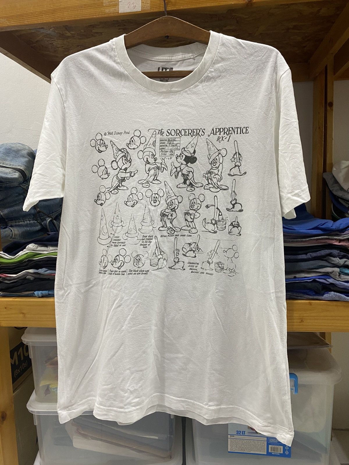 Uniqlo MICKEY MOUSE X UNIQLO X DISNEY TSHIRT Size US M / EU 48-50 / 2 - 1 Thumbnail