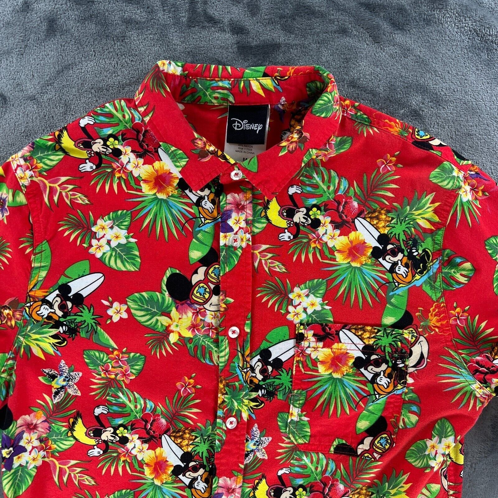 Disney Disney Hawaiian Shirt Men M Beach Surf Mickey Minnie Mouse S Size US M / EU 48-50 / 2 - 3 Thumbnail