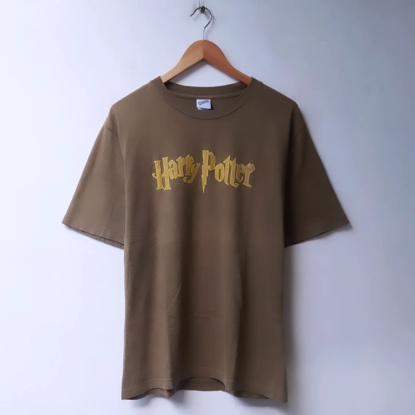 Vintage Vtg Early 00's Harry Potter Warner Bros Movie Tshirt Size US L / EU 52-54 / 3 - 1 Thumbnail