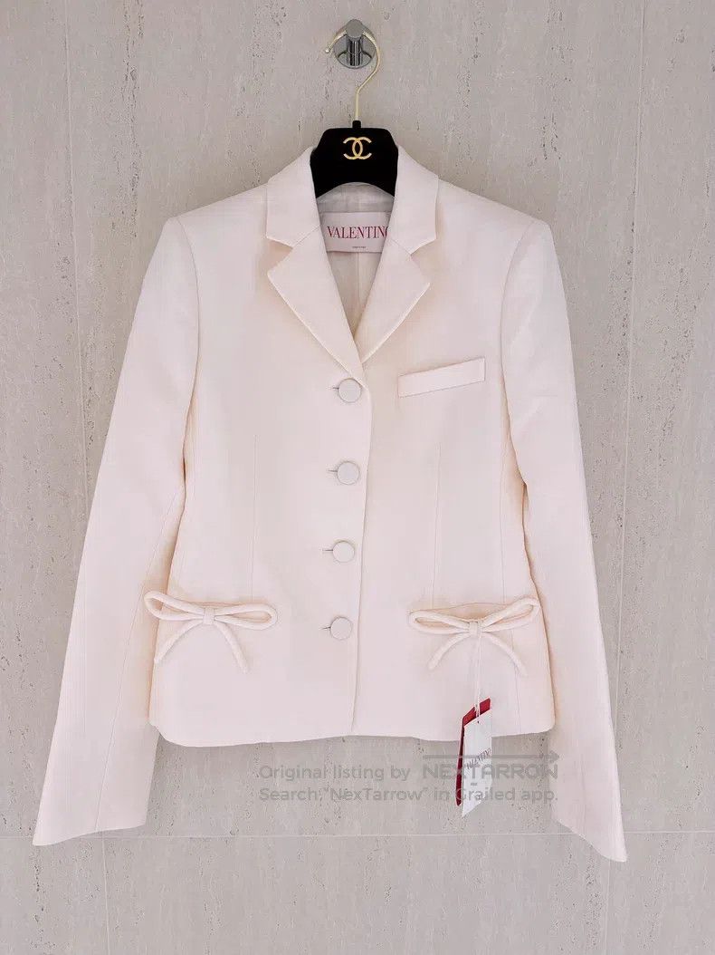 Valentino Valentino White bow blazer Size S / US 4 / IT 40 - 1 Thumbnail