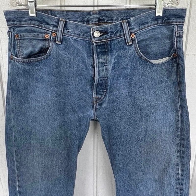 Levi's Levi’s 501 button fly blue denim jeans men 35/30 Mexico 2016 Size US 35 - 3 Thumbnail