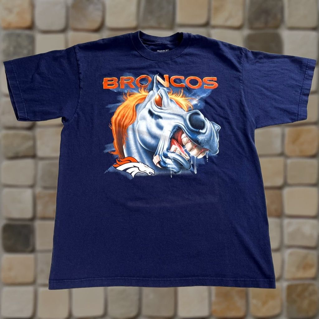 Reebok Vintage Reebok NFL Denver Broncos Graphic T-Shirt Sz L Navy Size US L / EU 52-54 / 3 - 1 Thumbnail