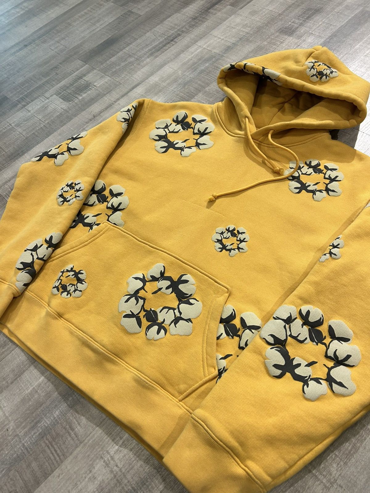 Cactus Plant Flea Market × DENIM TEARS Denim Tears x Cactus Plant Flea Market Wreath Hoodie Size US L / EU 52-54 / 3 - 3 Thumbnail