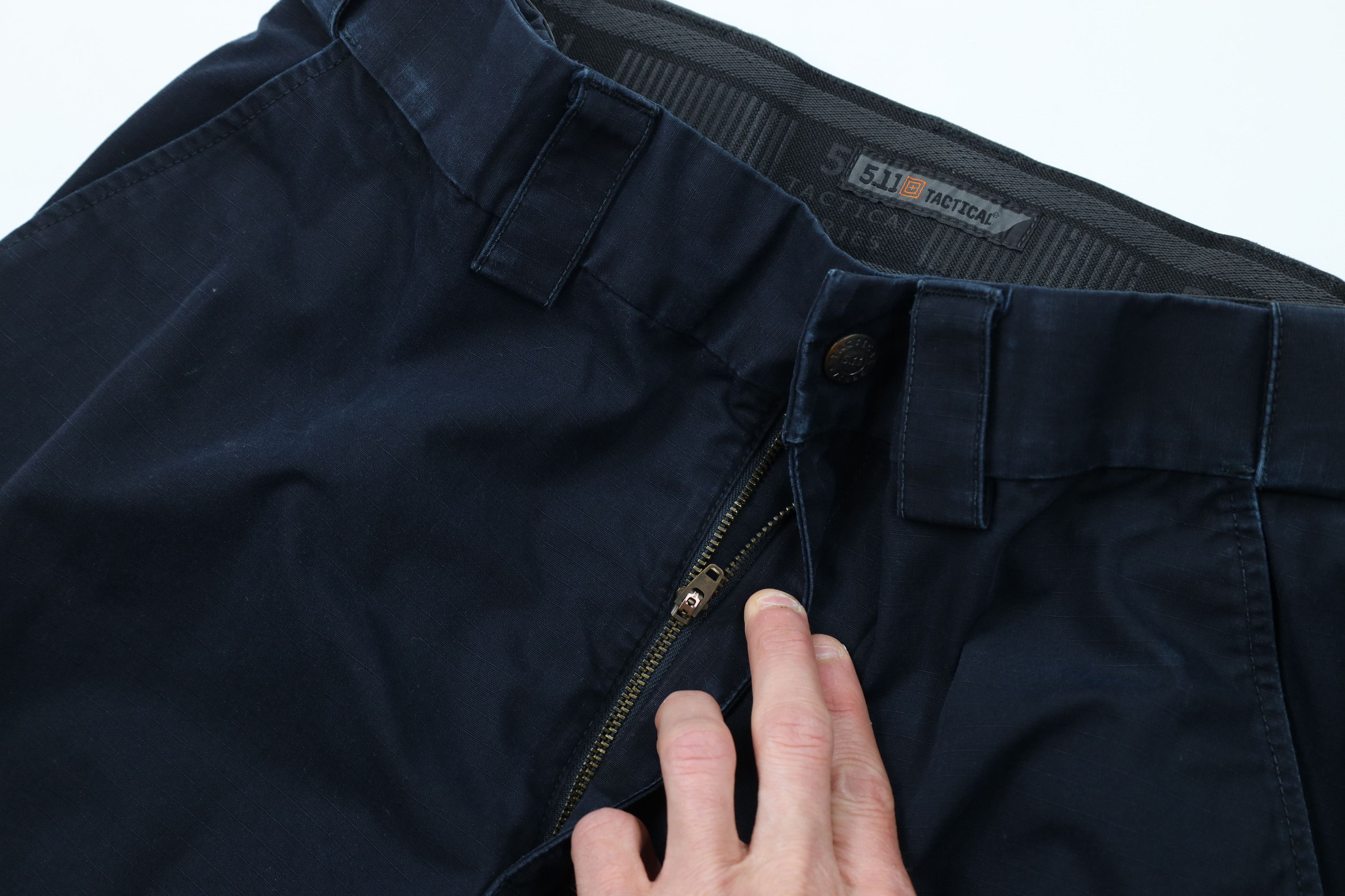 Vintage 5.11 Tactical Series Ripstop Uniform Cargo Pants Navy Blue Size US 34 / EU 50 - 7 Thumbnail