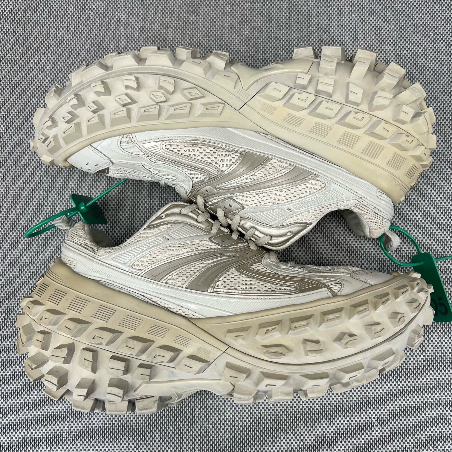Balenciaga balenciaga low-top sneakers Size US 11 / EU 44 - 4 Thumbnail