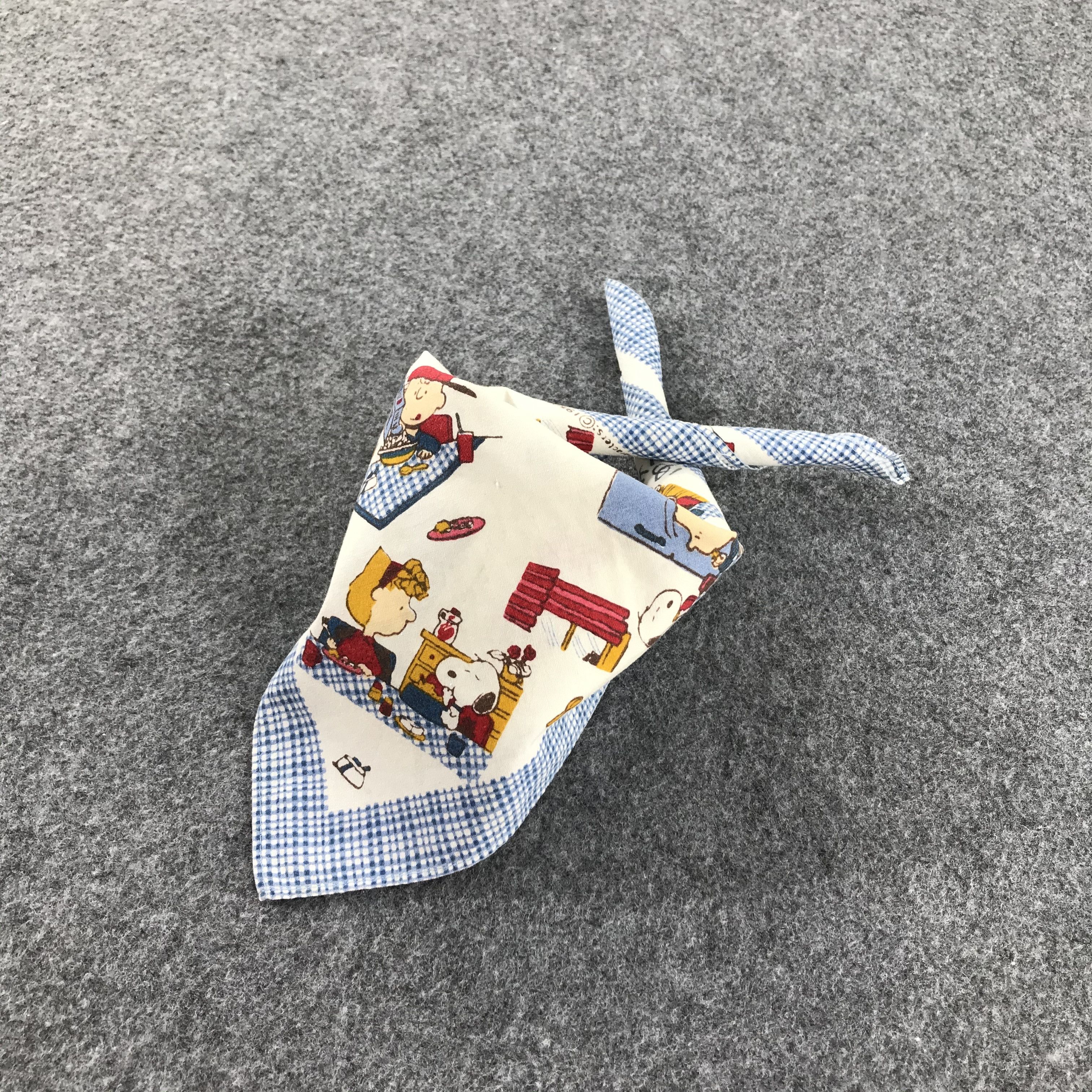Peanuts Snoopy Peanuts Characters Handkerchief Neckerchief X05 Size ONE SIZE - 3 Thumbnail