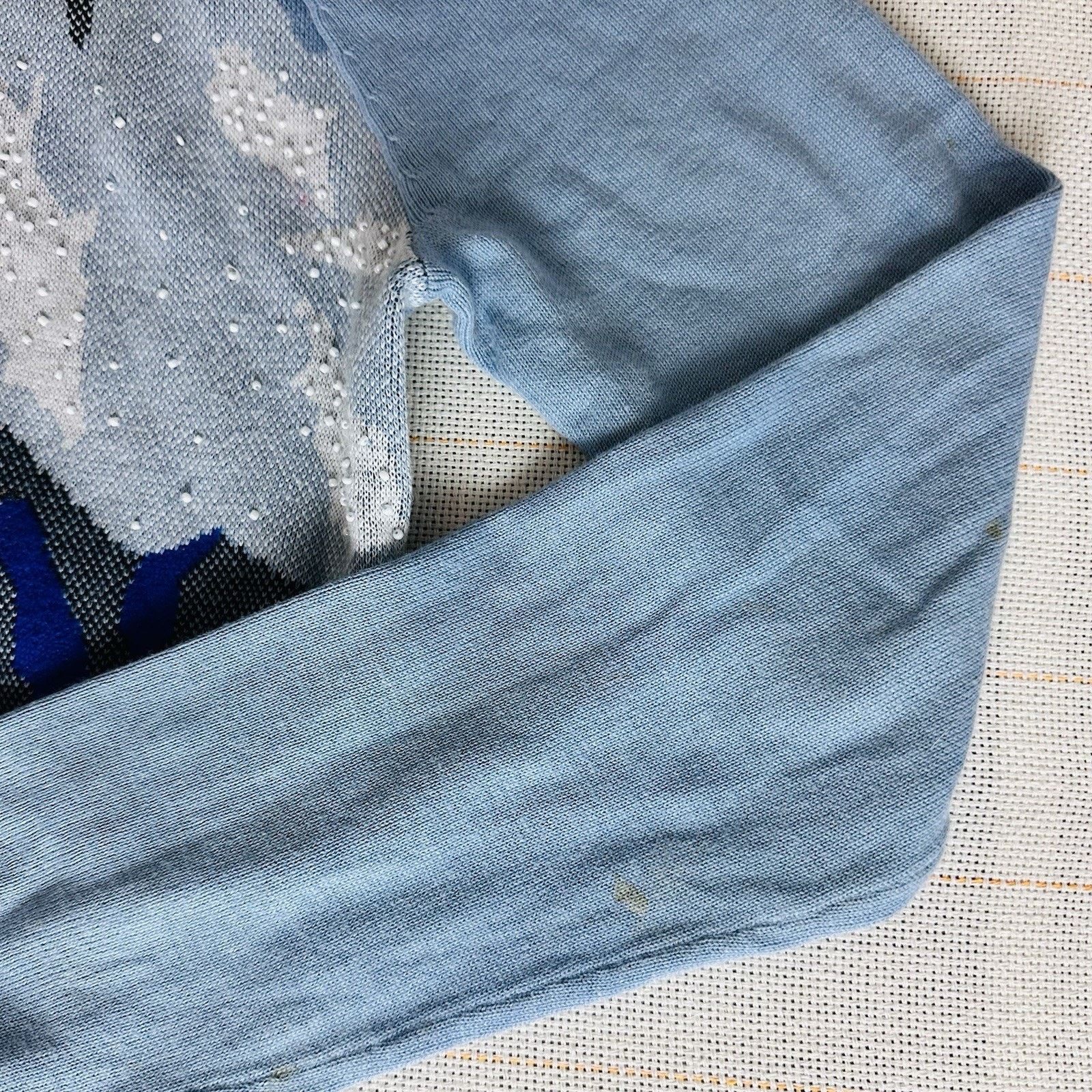 Abercrombie & Fitch Rare Abercrombie & Fitch Embellished Mountain Crew Sweater Size S / US 4 / IT 40 - 6 Thumbnail