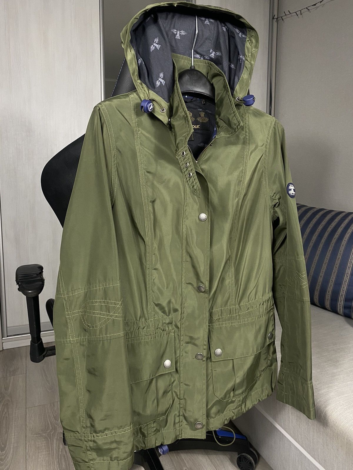 Barbour Ladies Barbour waterproof clove hitch with hood drawstring Size S / US 4 / IT 40 - 2 Thumbnail