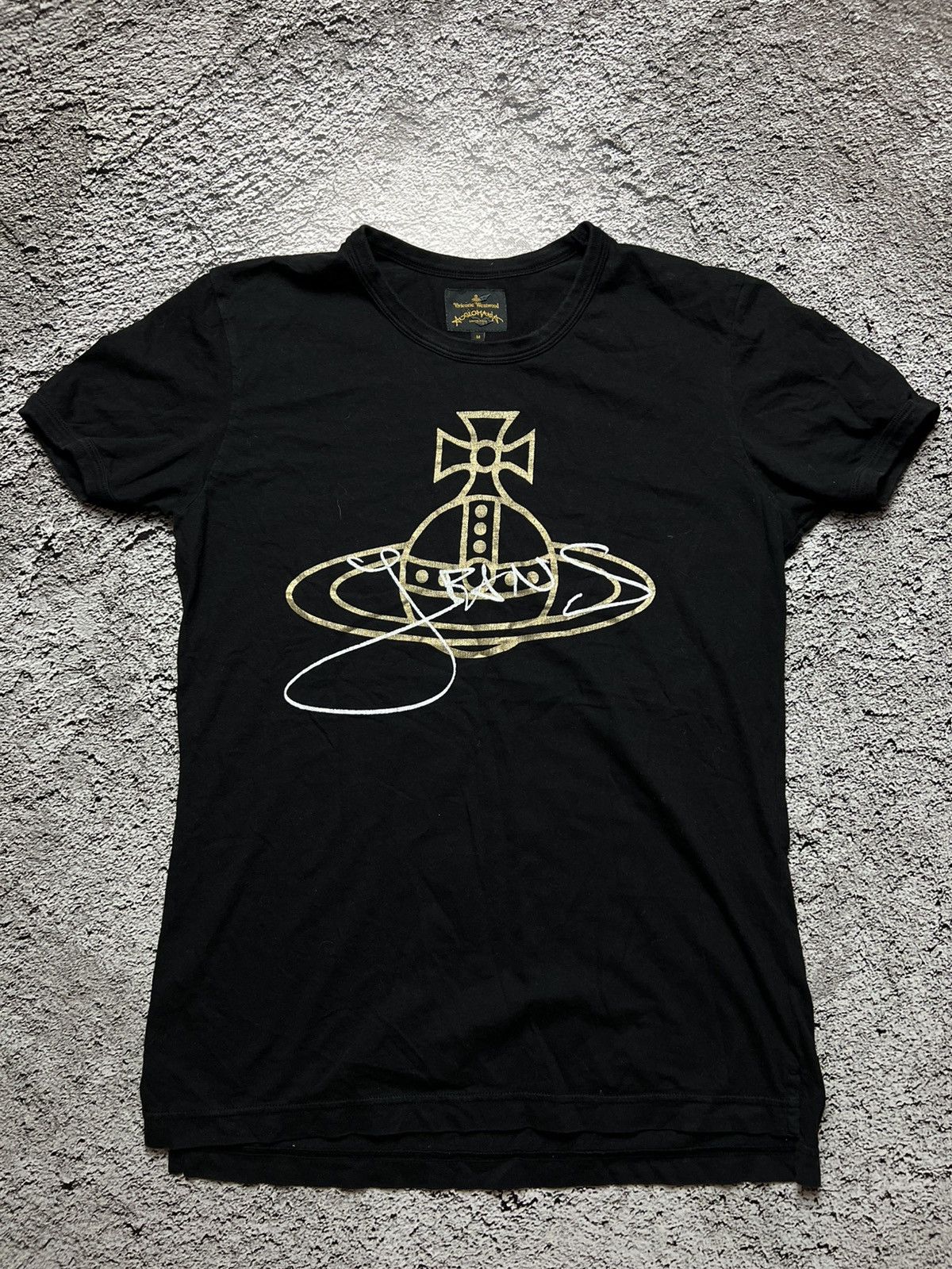 Vivienne Westwood Vivienne Westwood Rabbit Bunny Orb tee | Grailed