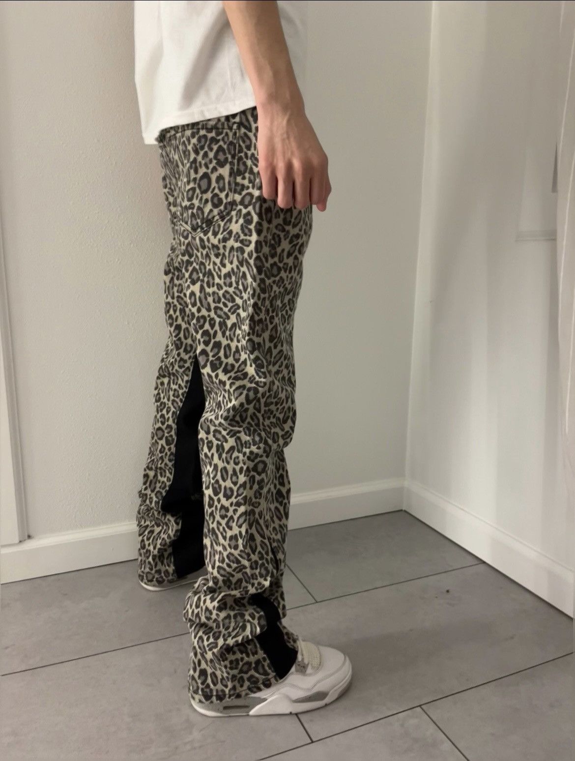 Other Introvert Studios Cheetah Jeans Size US 30 / EU 46 - 1 Thumbnail
