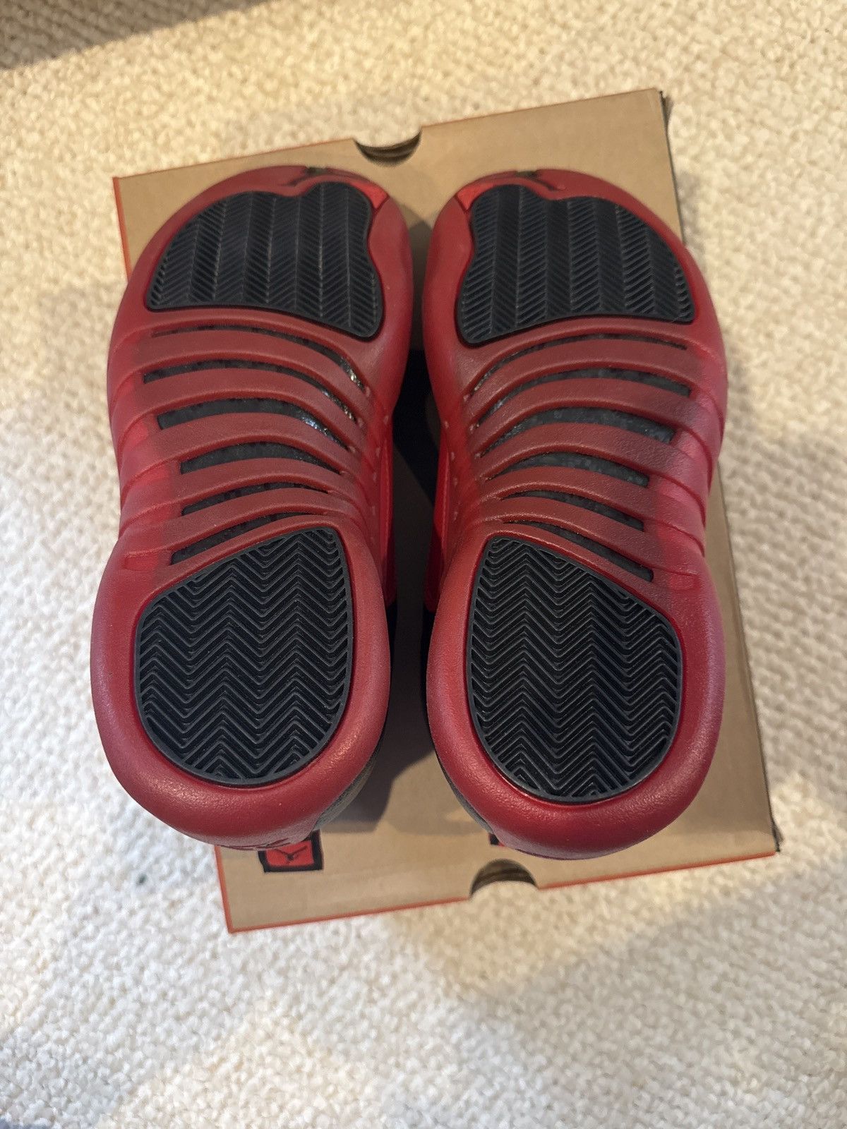 Jordan Brand × Nike Jordan 12 Retro Flu Game (2025) Size US 10 / EU 43 - 5 Thumbnail