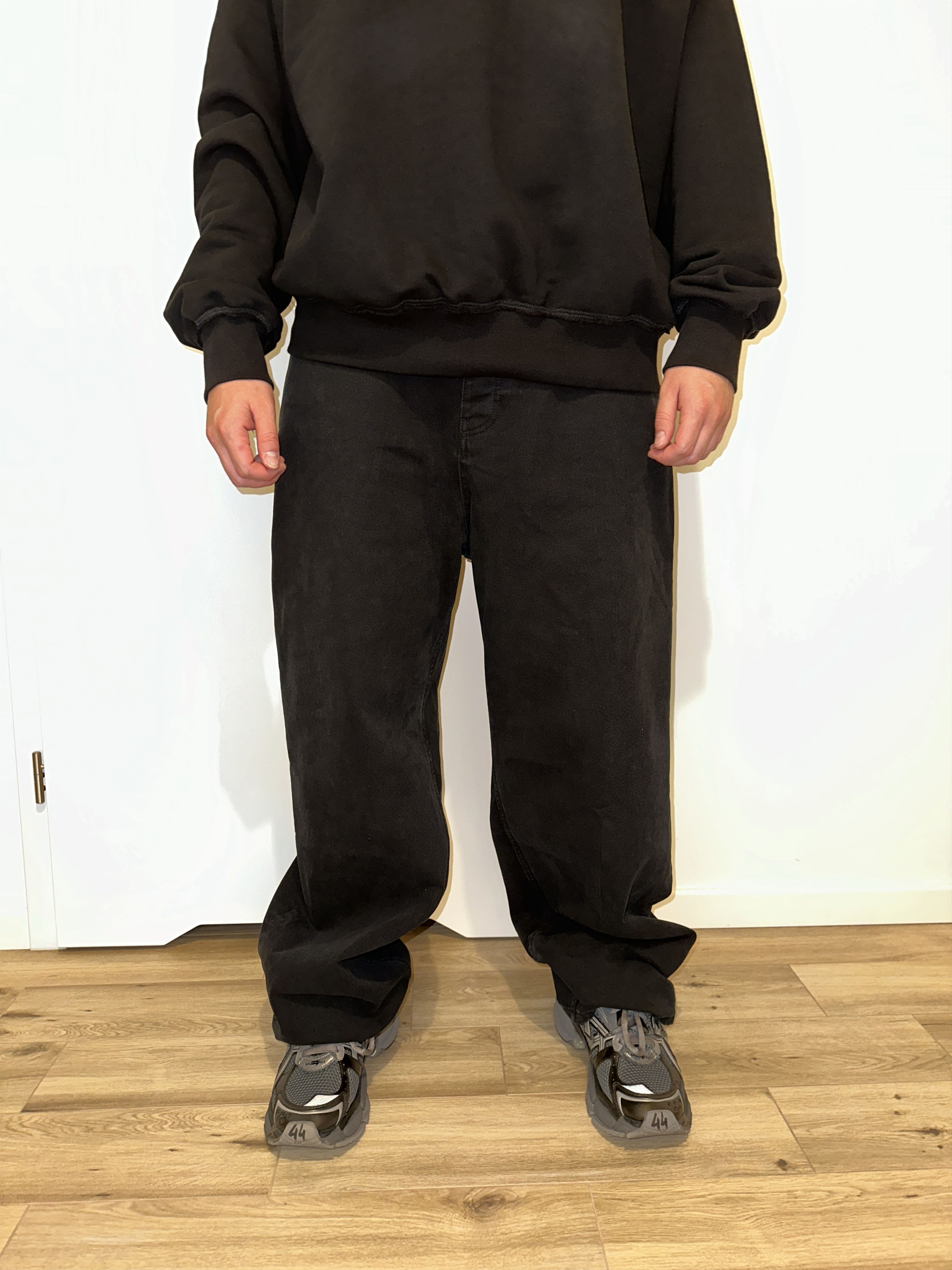 BALENCIAGA Baggy Denim Pants パンツ BALENCIAGA Baggy Denim Pants パンツ