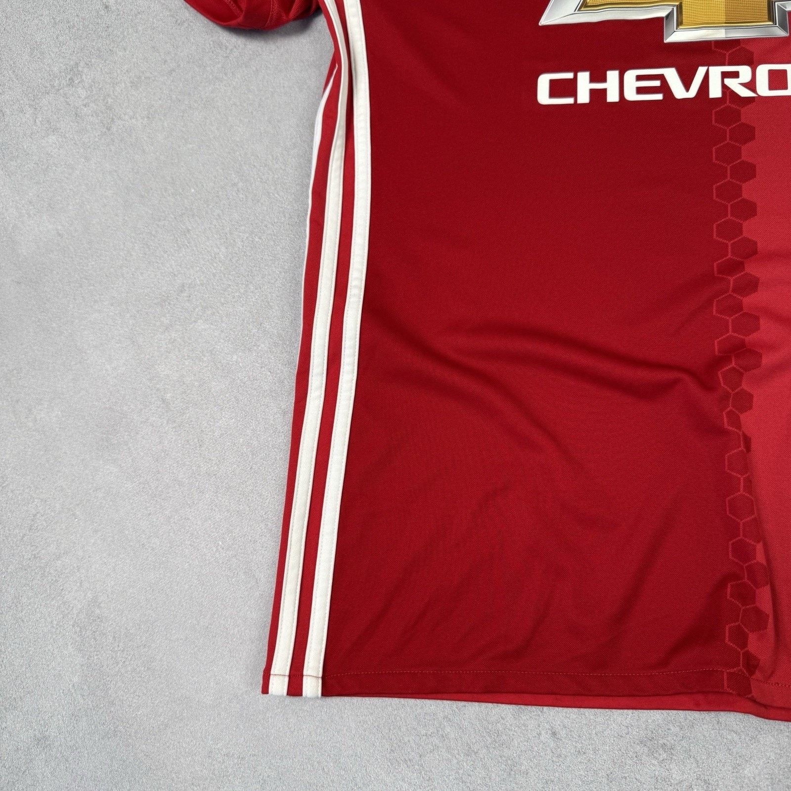 Adidas MANCHESTER UNITED 2016 2017 SOCCER JERSEY ADIDAS SIZE M Red Size US M / EU 48-50 / 2 - 12 Thumbnail