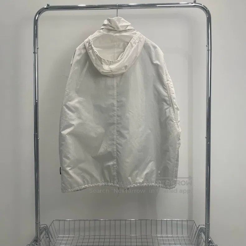 Balenciaga Balenciaga White Embroidered Logo Insulated Cotton Jacket Size US S / EU 44-46 / 1 - 2 Thumbnail