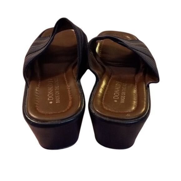 Donald Pliner Donald J Pliner Size 6 M Womens Black Wedge Sandals Crisscro Size US 8 / IT 38 - 2 Thumbnail