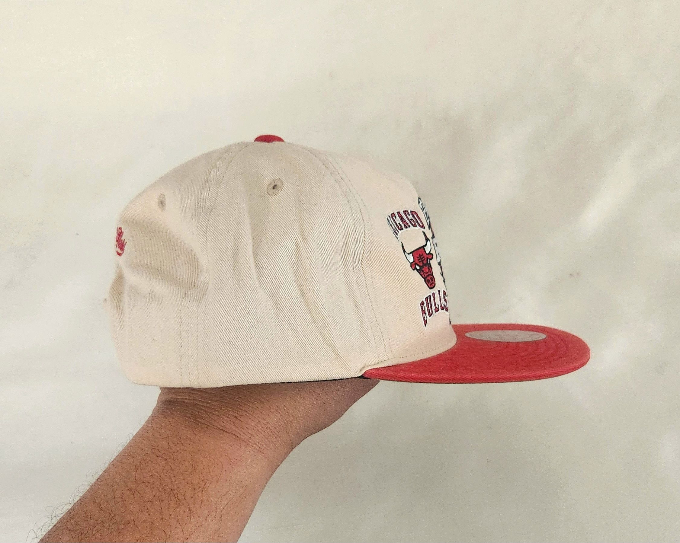 Mitchell & Ness Mitchell & Ness Chicago Bulls Back To Back 91-93 Champs Size ONE SIZE - 5 Thumbnail
