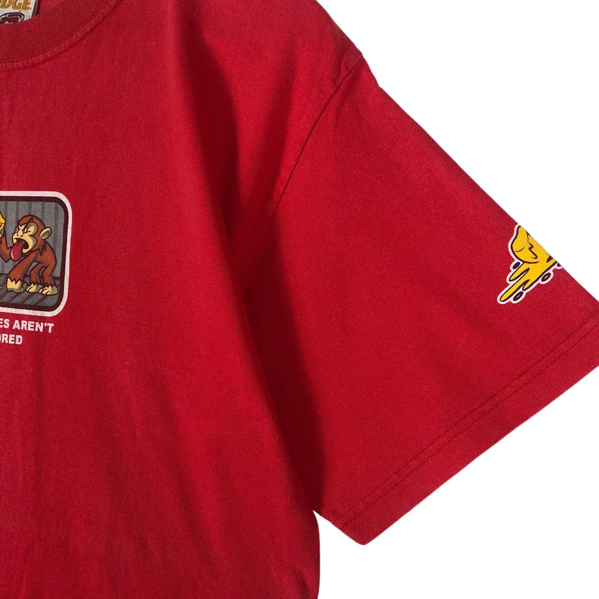 Vintage Y2K To the Edge Monkey Graphic T-Shirt Size US M / EU 48-50 / 2 - 4 Thumbnail