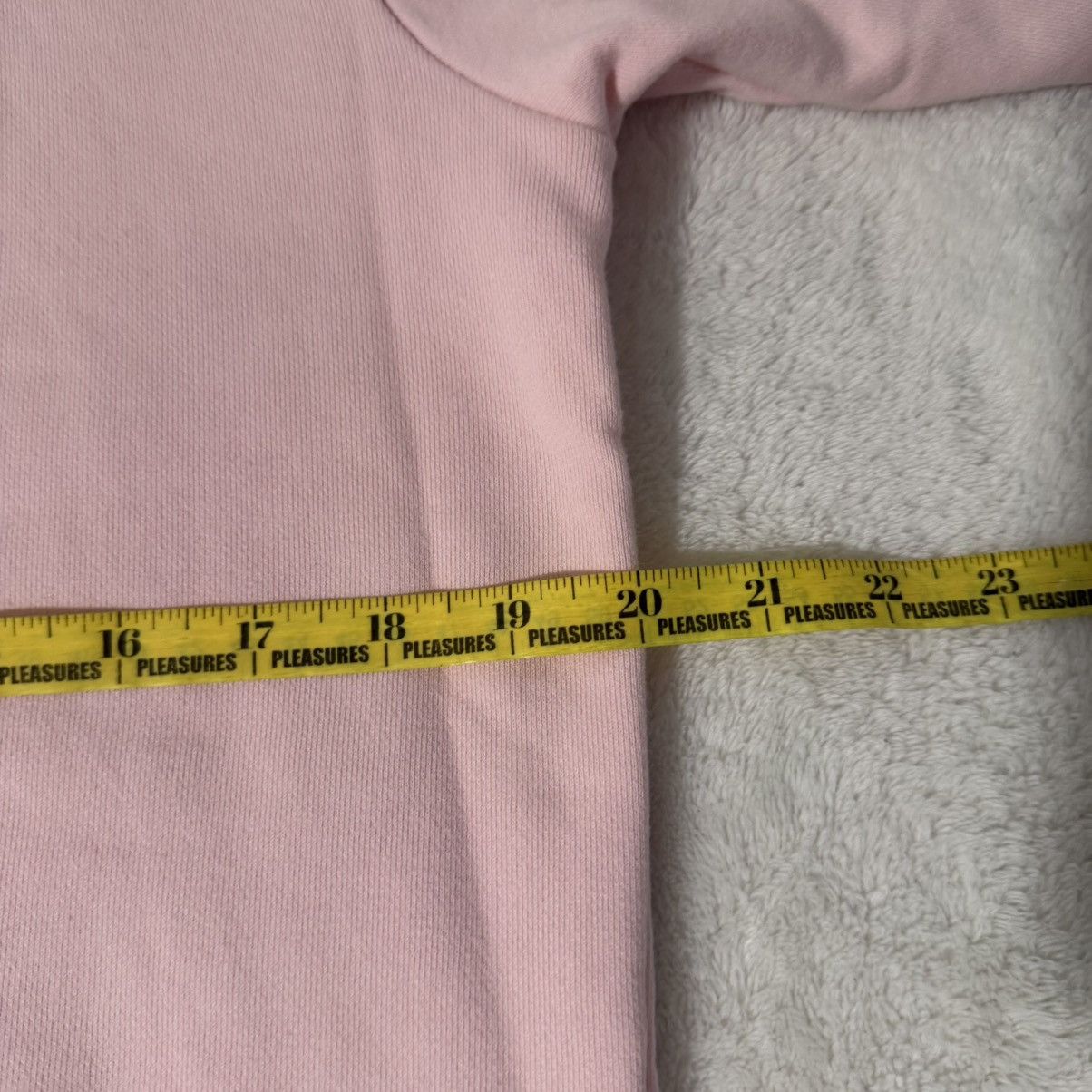 MCM MCM Brass Plate Pink Crewneck Sweatshirt Size US M / EU 48-50 / 2 - 6 Thumbnail
