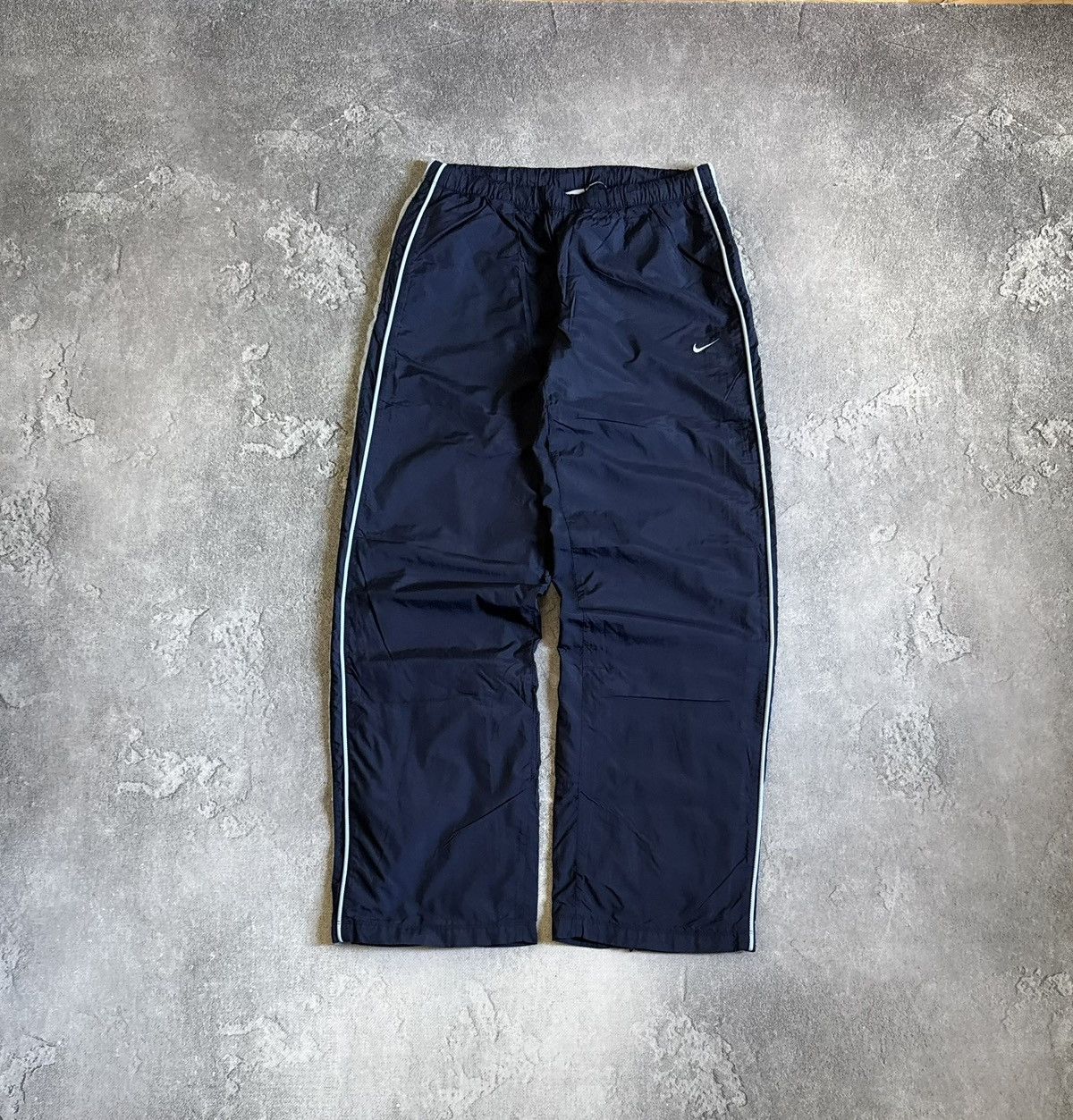 Nike Nike L/size wmns nylon track pants baggy trousers relaxed Size 32" / US 10 / IT 46 - 1 Thumbnail