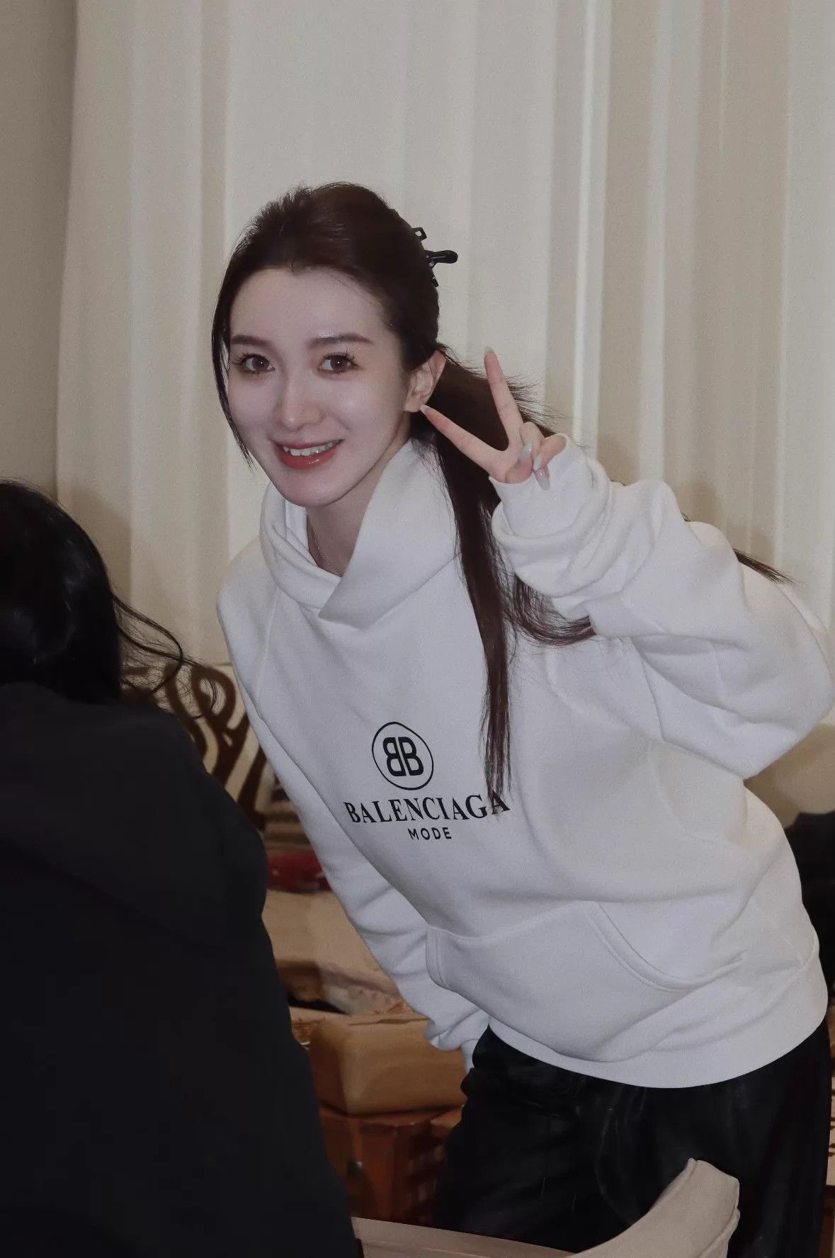 Balenciaga Balenciaga Classic Logo Hoodie Vintage XS Size XS / US 0-2 / IT 36-38 - 6 Thumbnail