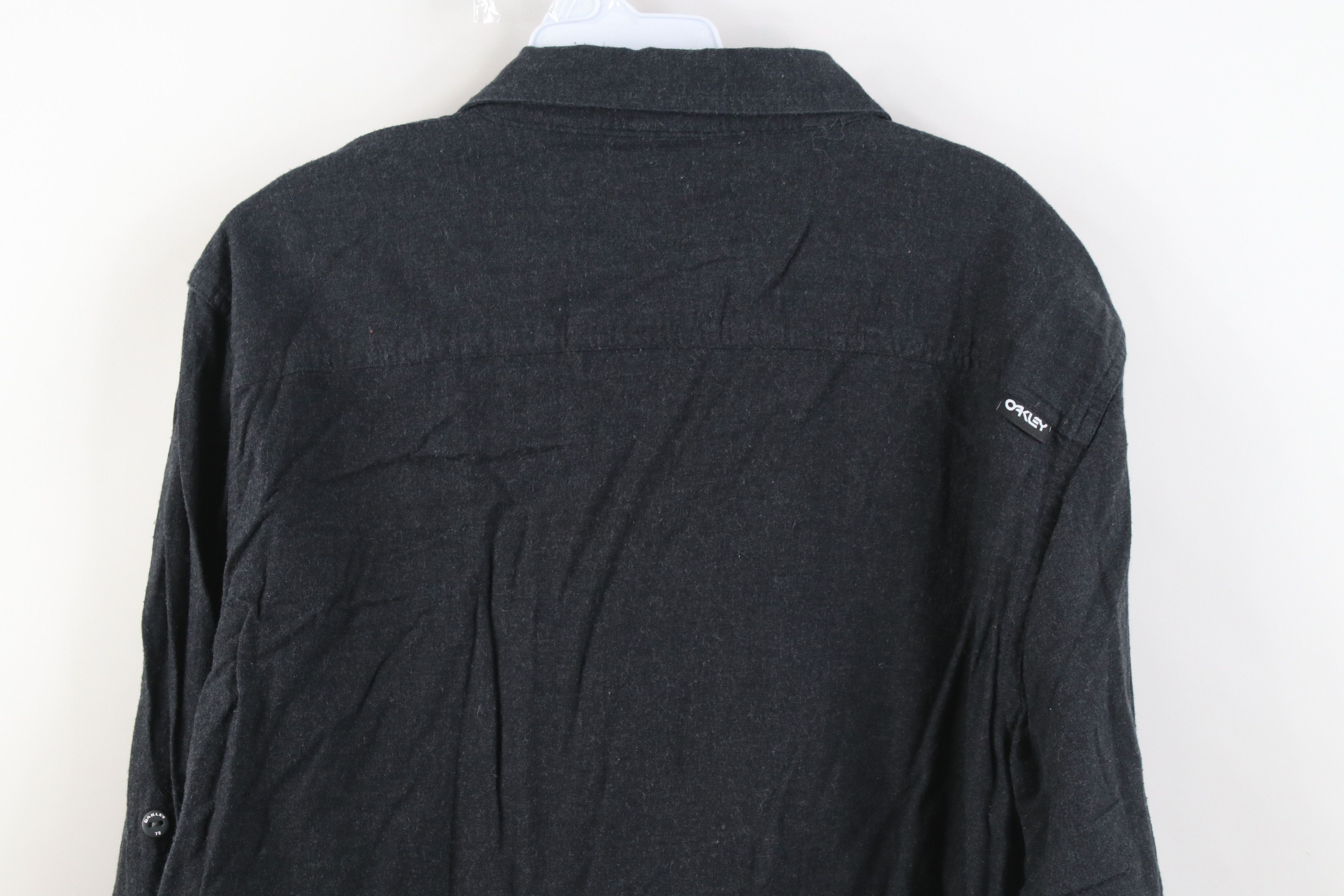 Oakley Vintage Oakley Flannel Collared Button Shirt Charcoal Gray Size US XL / EU 56 / 4 - 15 Thumbnail