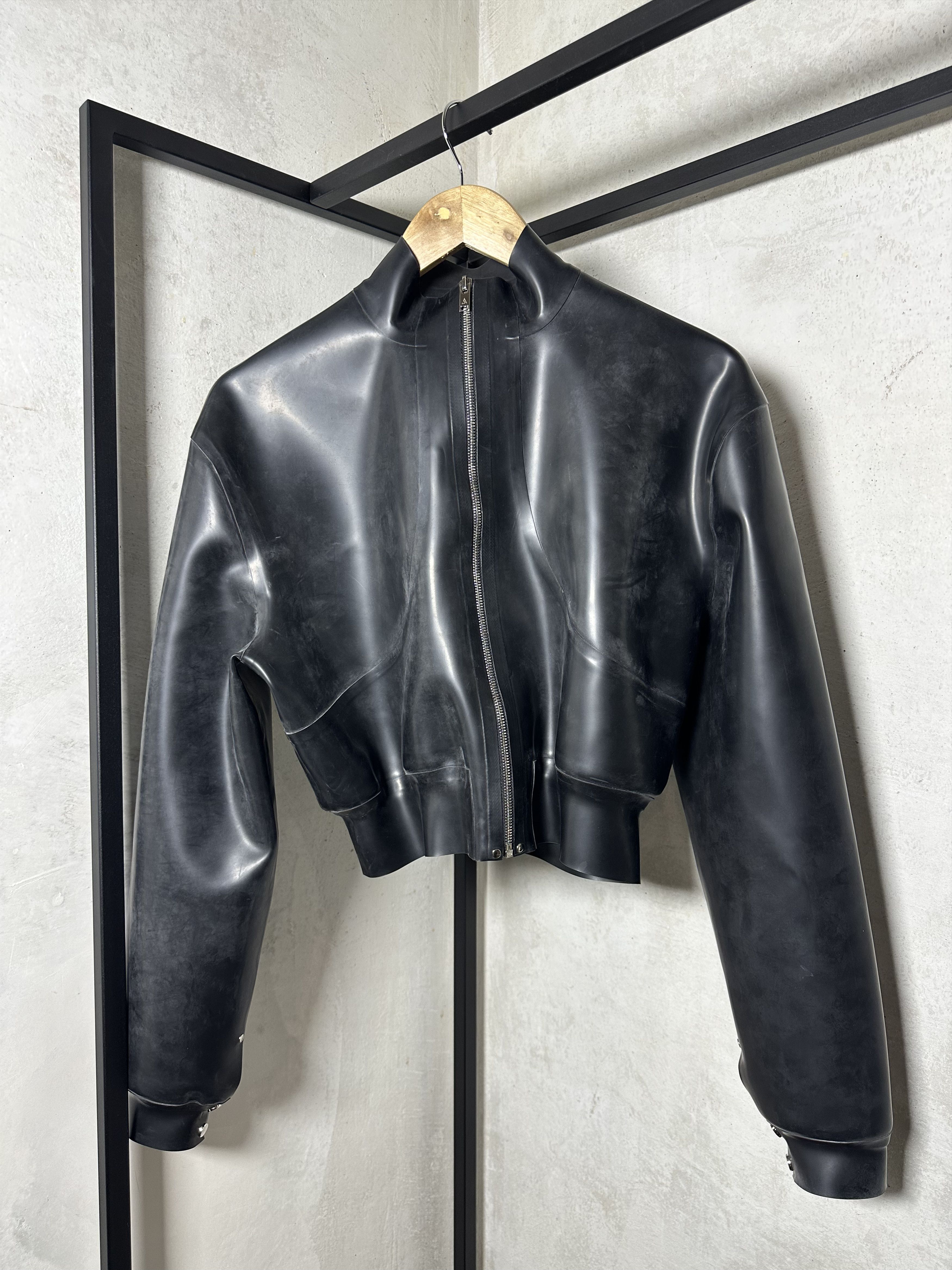 Syndicate Anoeses x Syndicate Latex Cropped Bomber Size M / US 6-8 / IT 42-44 - 4 Thumbnail