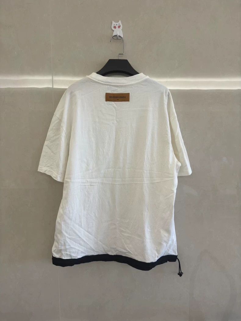 Louis Vuitton Louis Vuitton Graffiti monogram pocket short sleeve Size US L / EU 52-54 / 3 - 2 Thumbnail