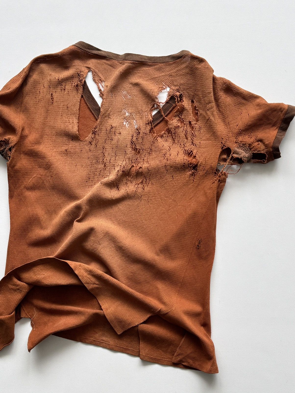 Vintage 1930s German Thrashed Avant Garde V-neck T-Shirt Size US S / EU 44-46 / 1 - 4 Thumbnail