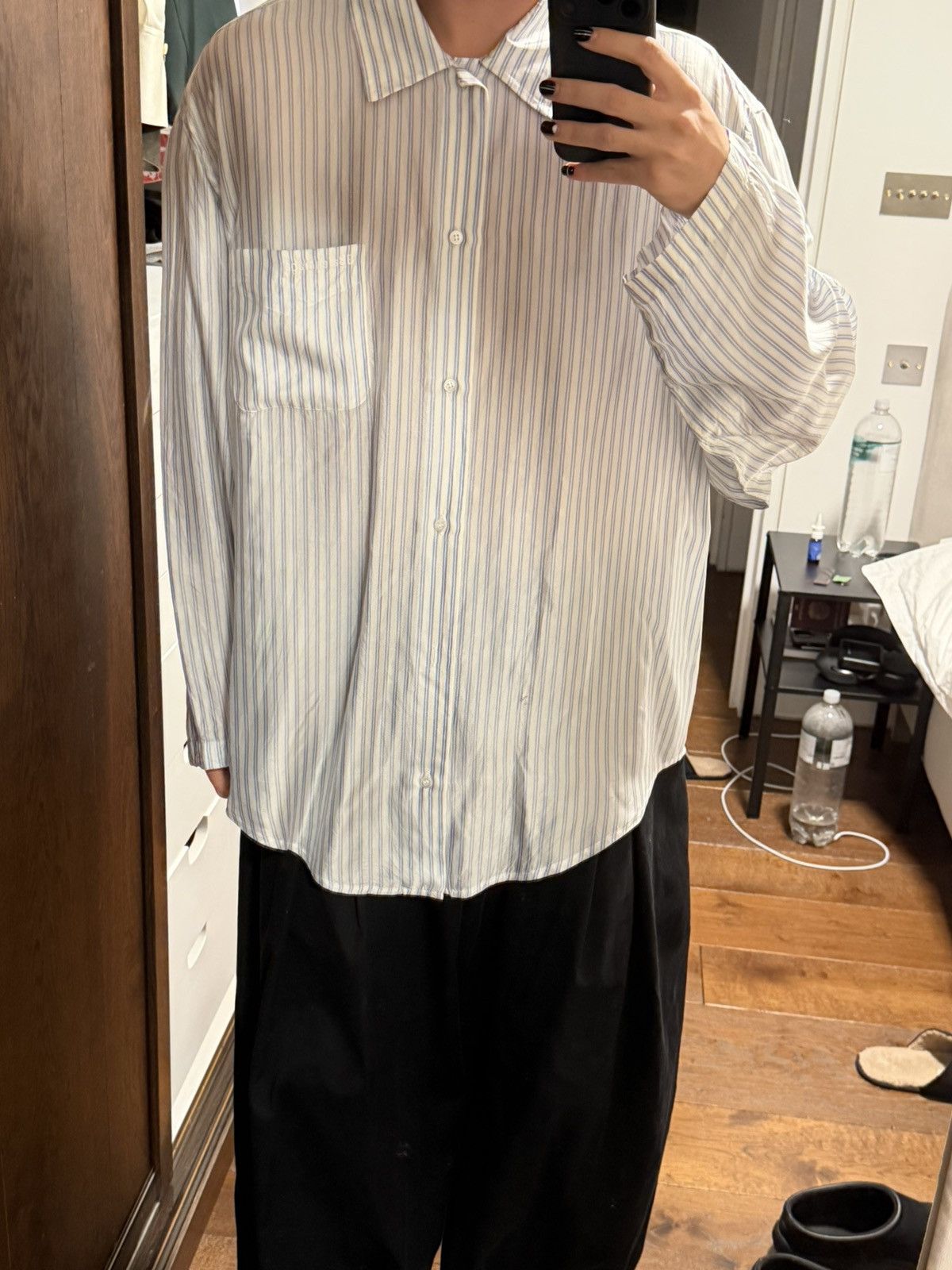 Balenciaga 1600$ BALENCIAGA SILKY POPLIN FABRIC SHIRT Size US L / EU 52-54 / 3 - 3 Thumbnail