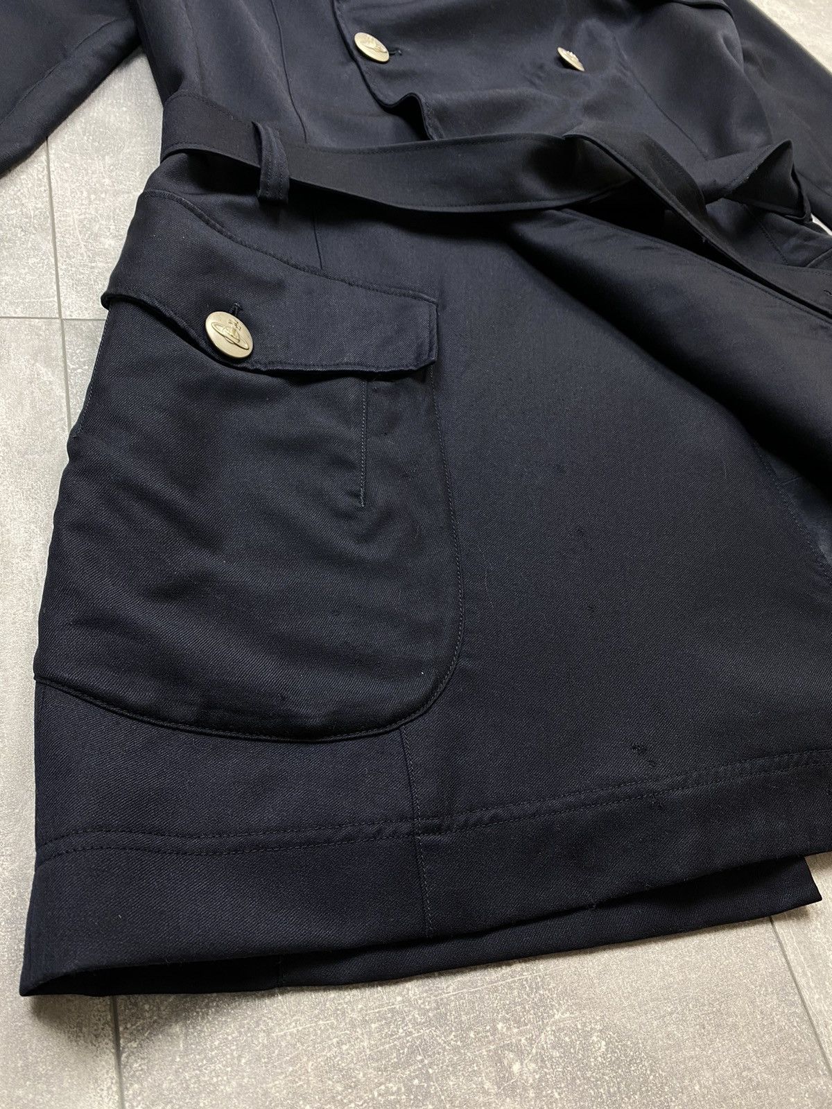 Vintage Vivienne Westwood trench coat Size US M / EU 48-50 / 2 - 11 Thumbnail