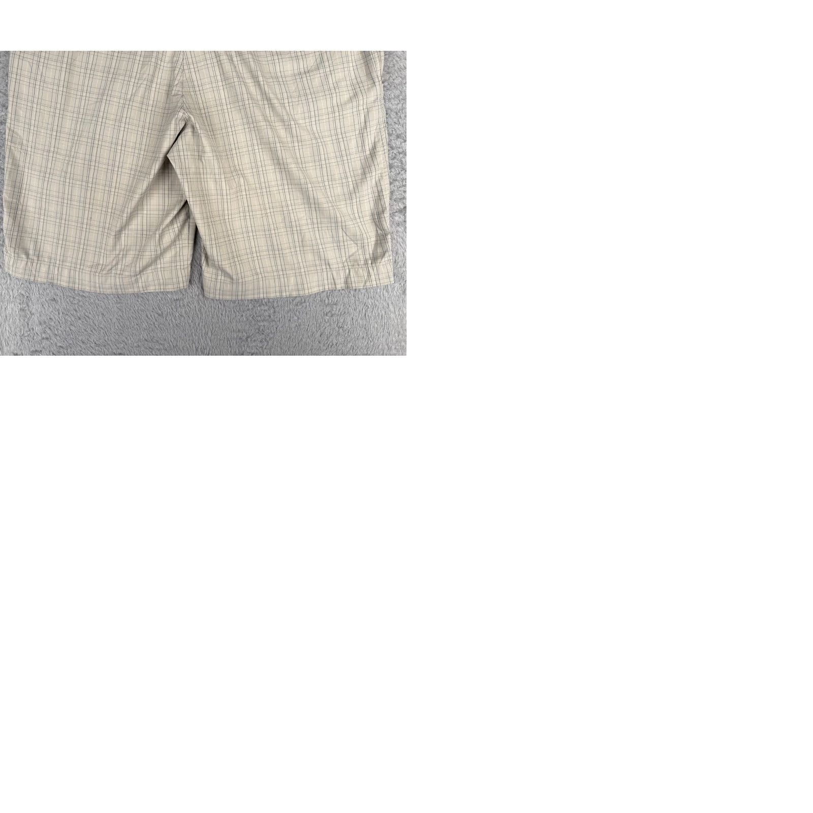 Nike Nike Shorts Mens 36 Beige Plaid Polyester Blend Golf Outdoor 36x11 Regular Inseam Beige Nike Mens Shorts Casual Athletic 90s? Size US 36 / EU 52 - 10 Thumbnail