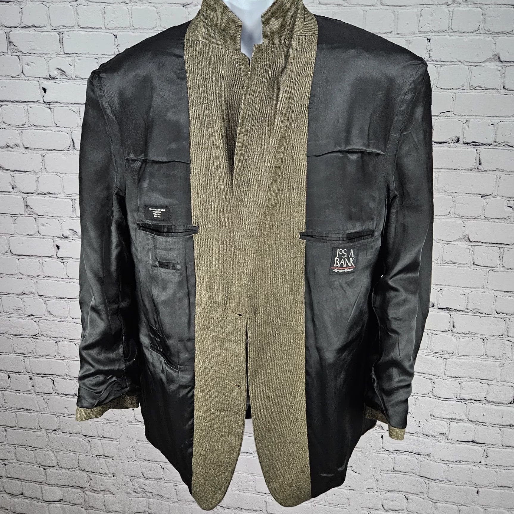 Jos. A. Bank Jos. A. Bank Brown 100% Wool Signature Collection 2 Button Blazer Sport Coat 42S Mens Regular Jacket Single-Breasted Notch Lapel Solid Wool Size 42R - 5 Thumbnail