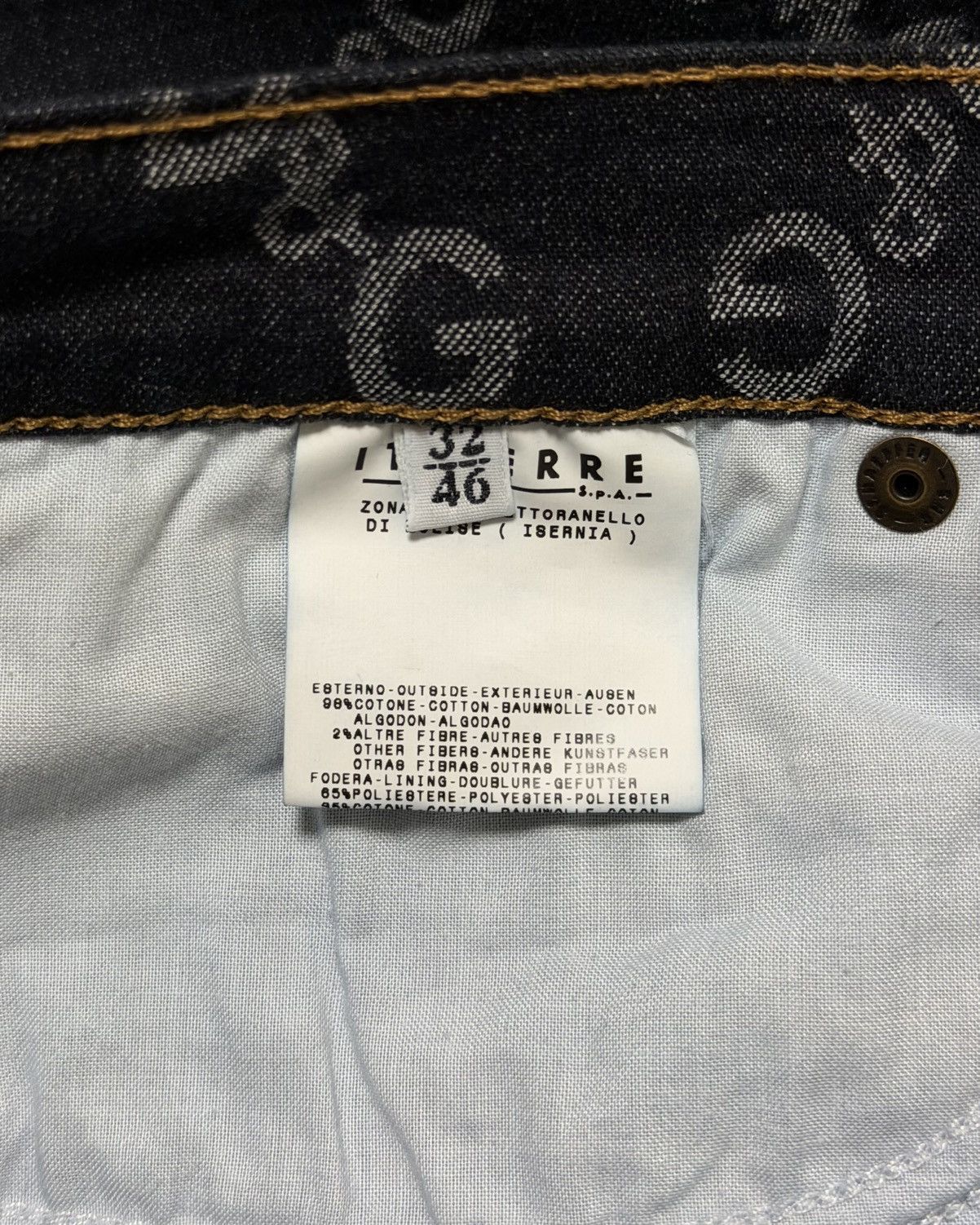 Dolce & Gabbana D&G Fall Winter 2002 All-Over Logo Stretch Denim Midi Skirt Size 32" / US 10 / IT 46 - 7 Thumbnail