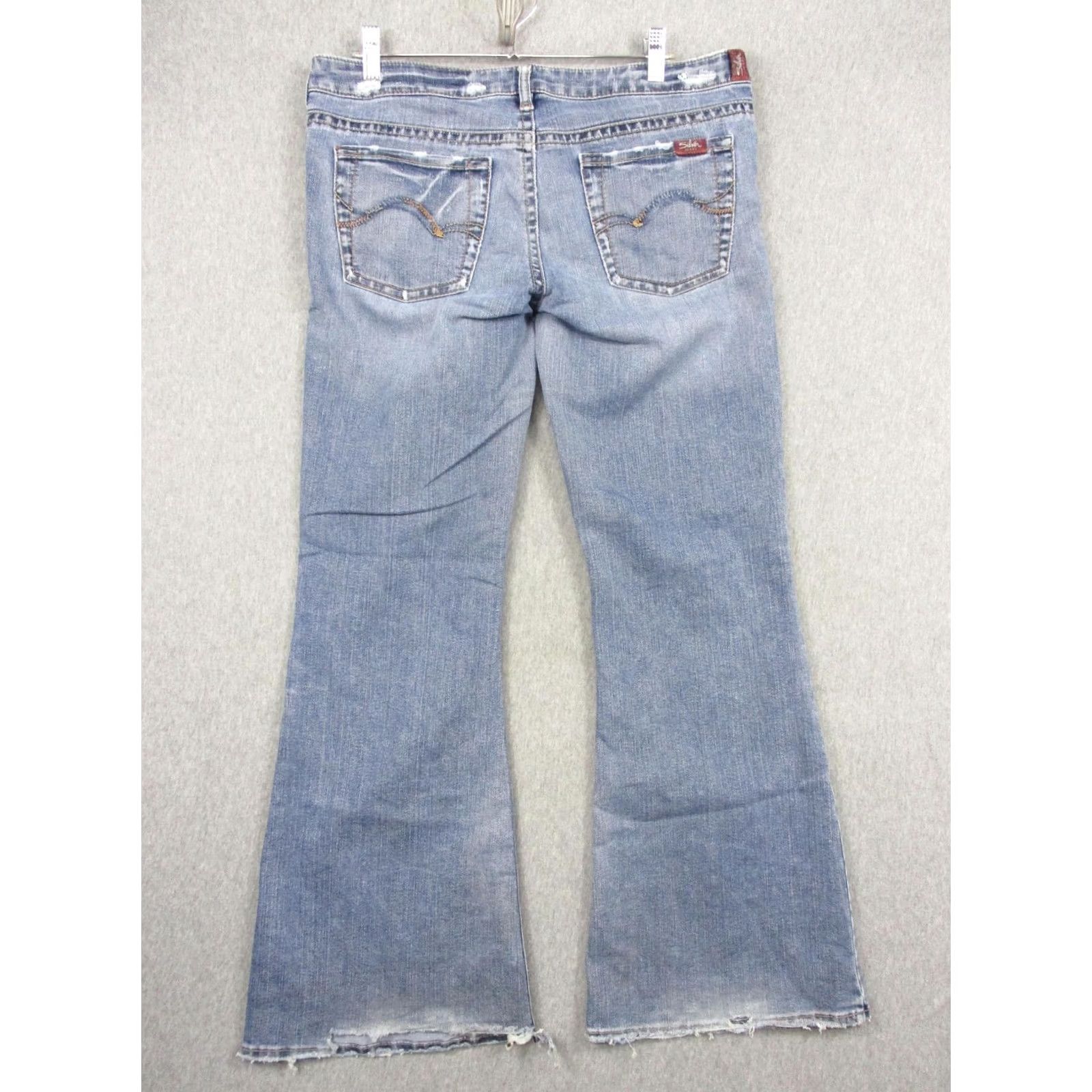 Silver Jeans Co. Item Specifications: Brand: Levi'S Size 24" / US 00 / IT 34 - 6 Thumbnail