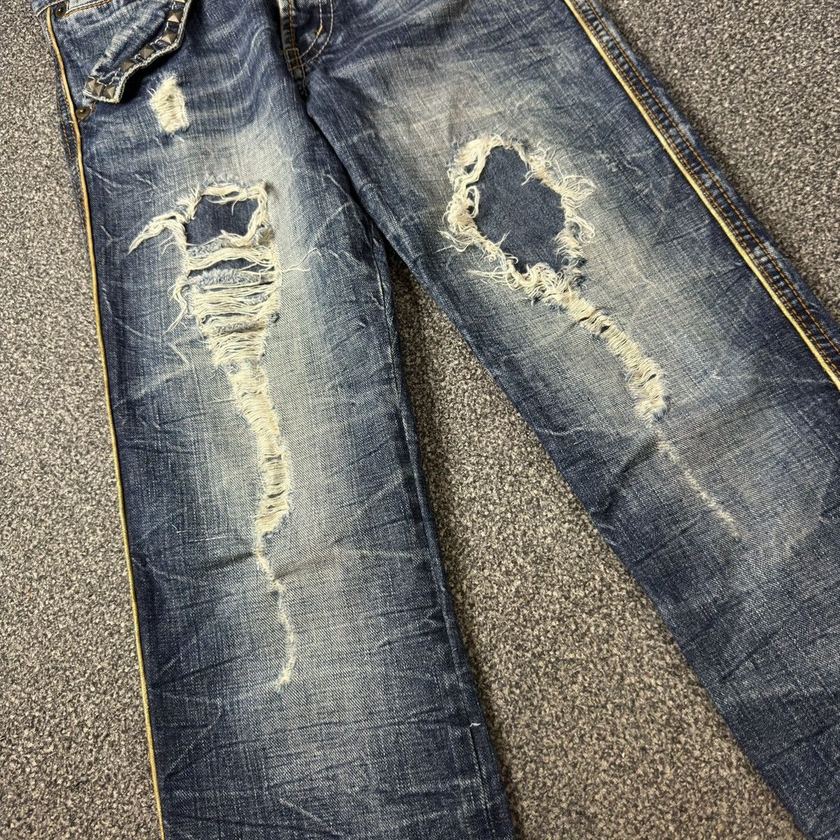 Le Grande Bleu (L.G.B.) 90s Flared Studded Opium Studio PR Denim Undercover Style Size US 32 / EU 48 - 4 Thumbnail