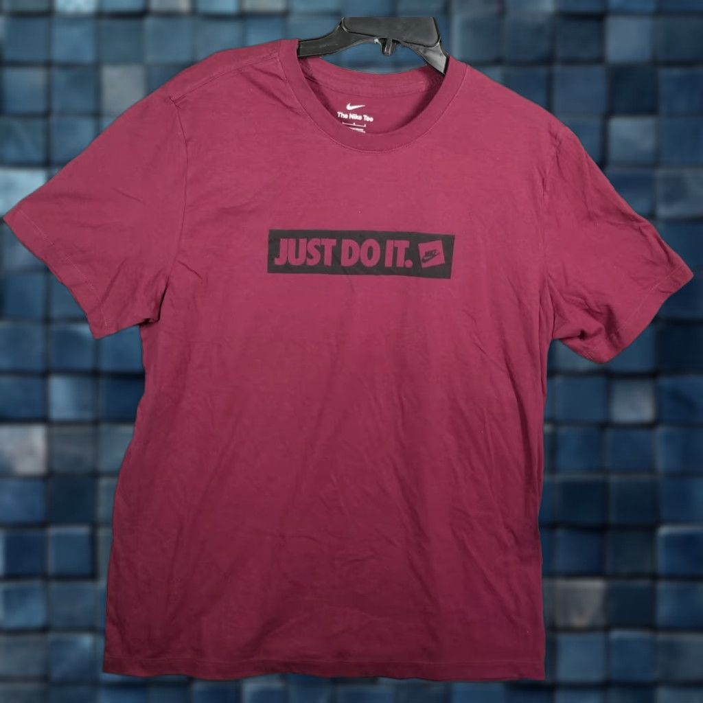 Nike VINTAGE Nike T-Shirt Men Large Short Sleeve Crew Neck Red 90s Authentic Size US L / EU 52-54 / 3 - 1 Thumbnail