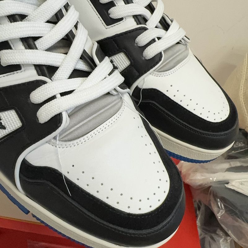 Louis Vuitton Louis Vuitton Trainer Sneakers in Black and Blue -2508 Size US 10.5 / EU 43-44 - 7 Thumbnail