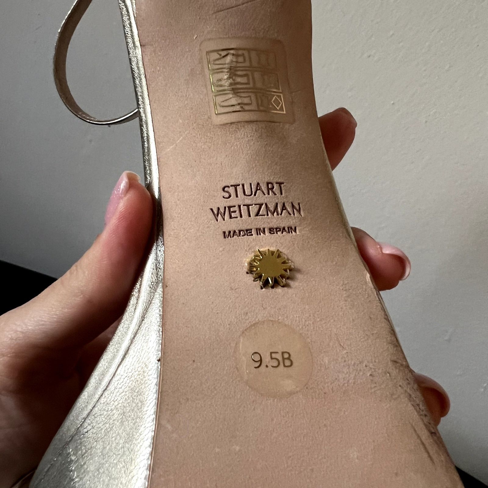 Stuart Weitzman Stuart Weitzman nudistcurve platform heels size 9.5 gold CL Size US 9.5 / IT 39.5 - 5 Thumbnail