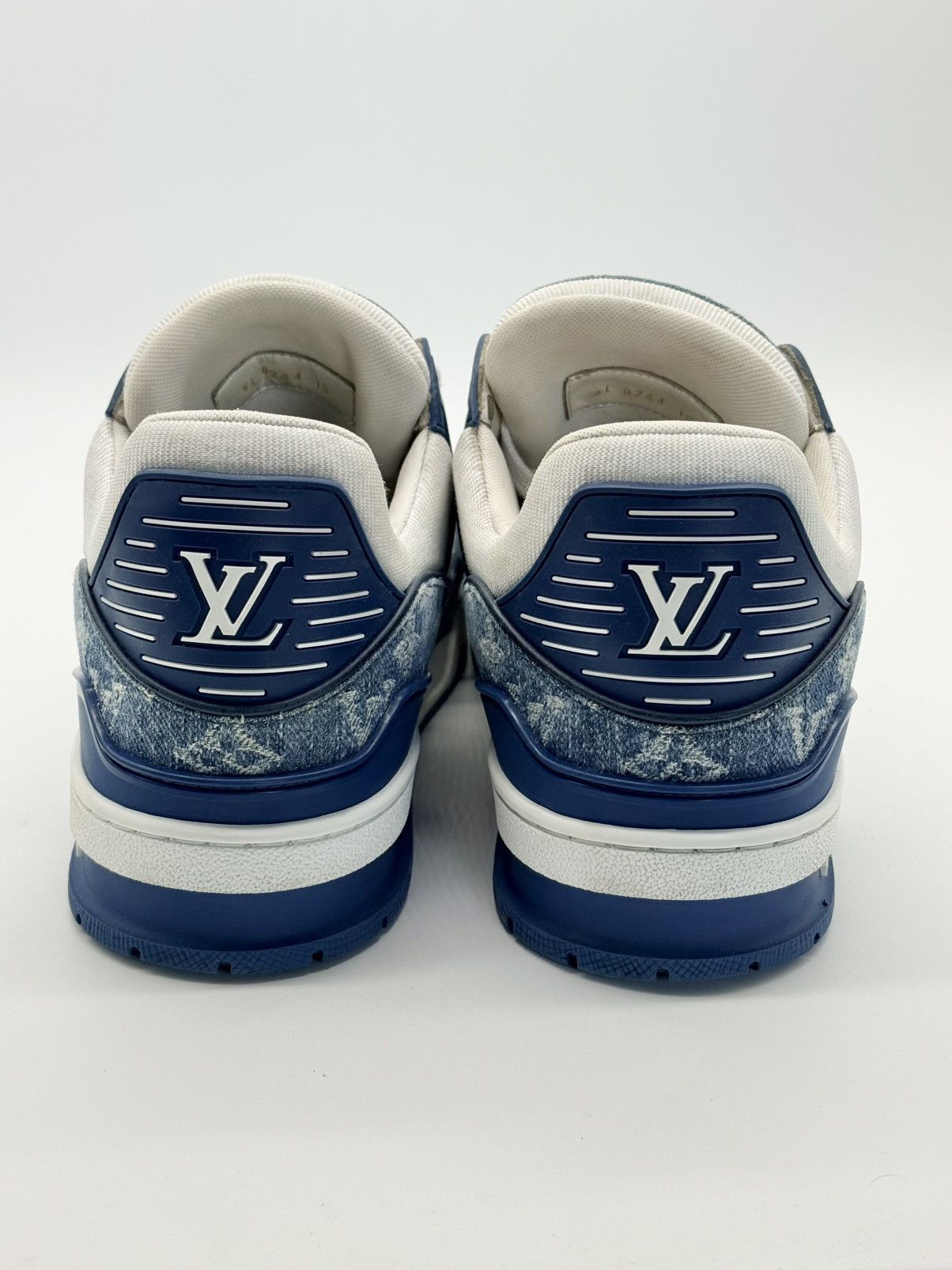 Louis Vuitton Size 11 - Louis Vuitton Denim Trainer Blue Size US 11 / EU 44 - 5 Thumbnail