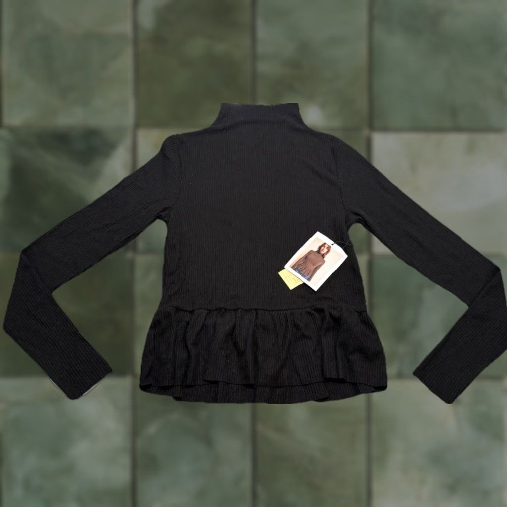 Nation LTD NATION LTD Women Black Long Sleeve Peplum Turtleneck Top Sz Small Size S / US 4 / IT 40 - 1 Thumbnail