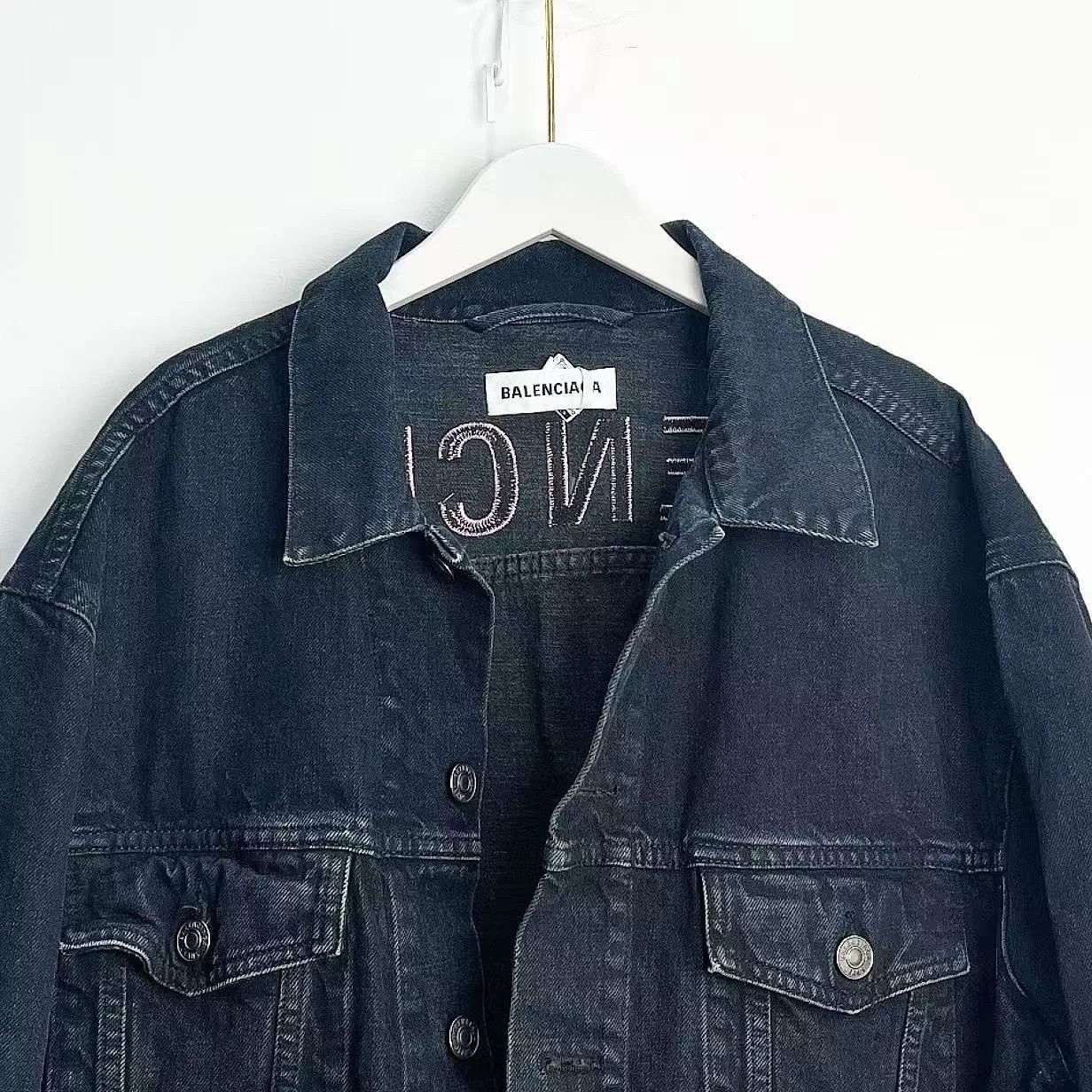 Balenciaga Balenciaga Black Denim Jacket with Pink Logo Size US XXS / EU 40 - 2 Thumbnail