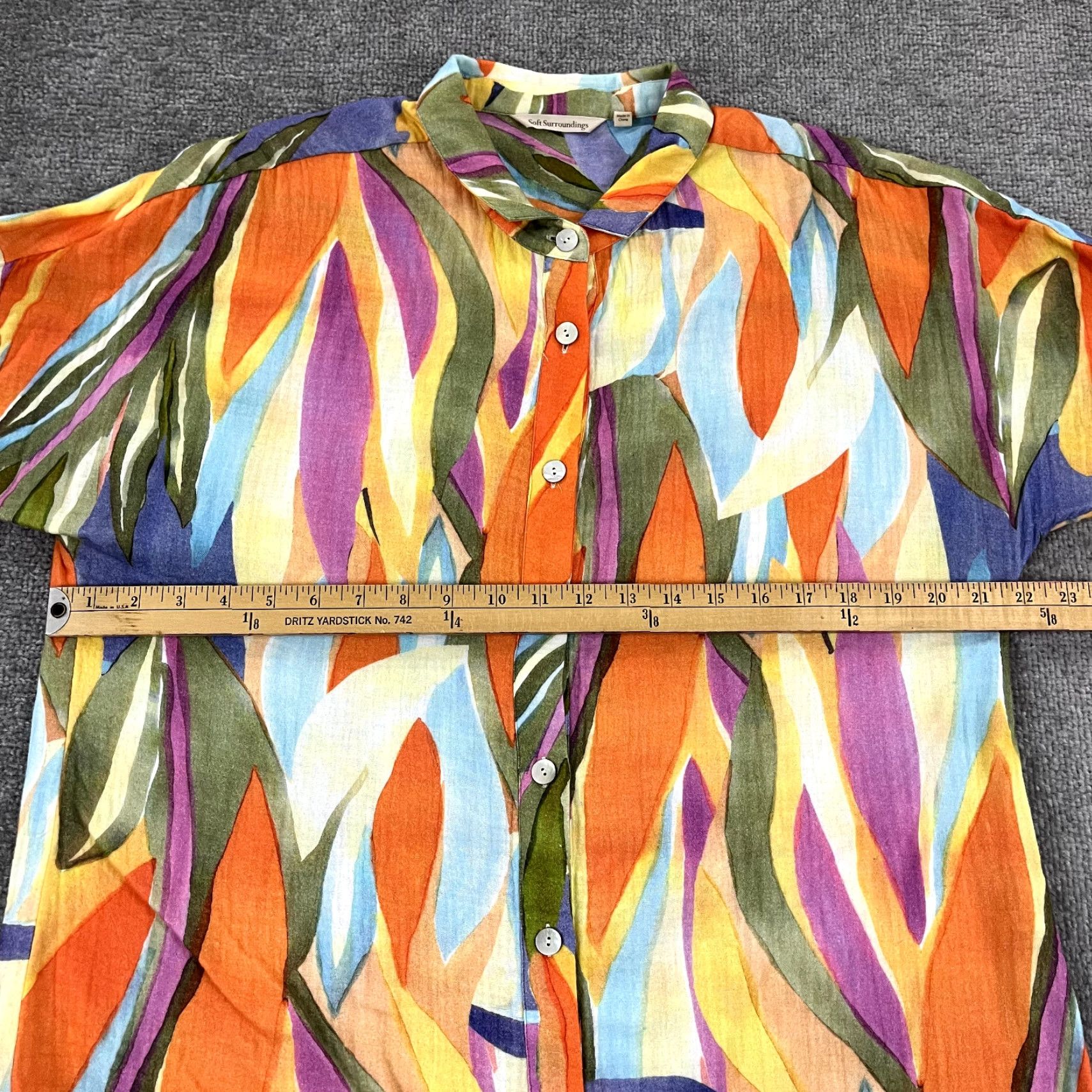 Soft Surroundings SOFT SURROUNDINGS Top Womens Medium Multicolor Watercolor Floral Tunic Button Up Shirt Womens M Multicolor Floral Tunic Button Up Size M / US 6-8 / IT 42-44 - 4 Thumbnail
