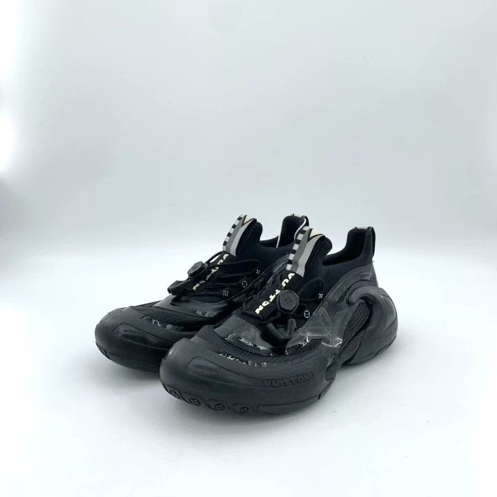 Louis Vuitton Louis Vuitton Barracuda Leather Sneakers Size US 8 / IT 38 - 1 Thumbnail