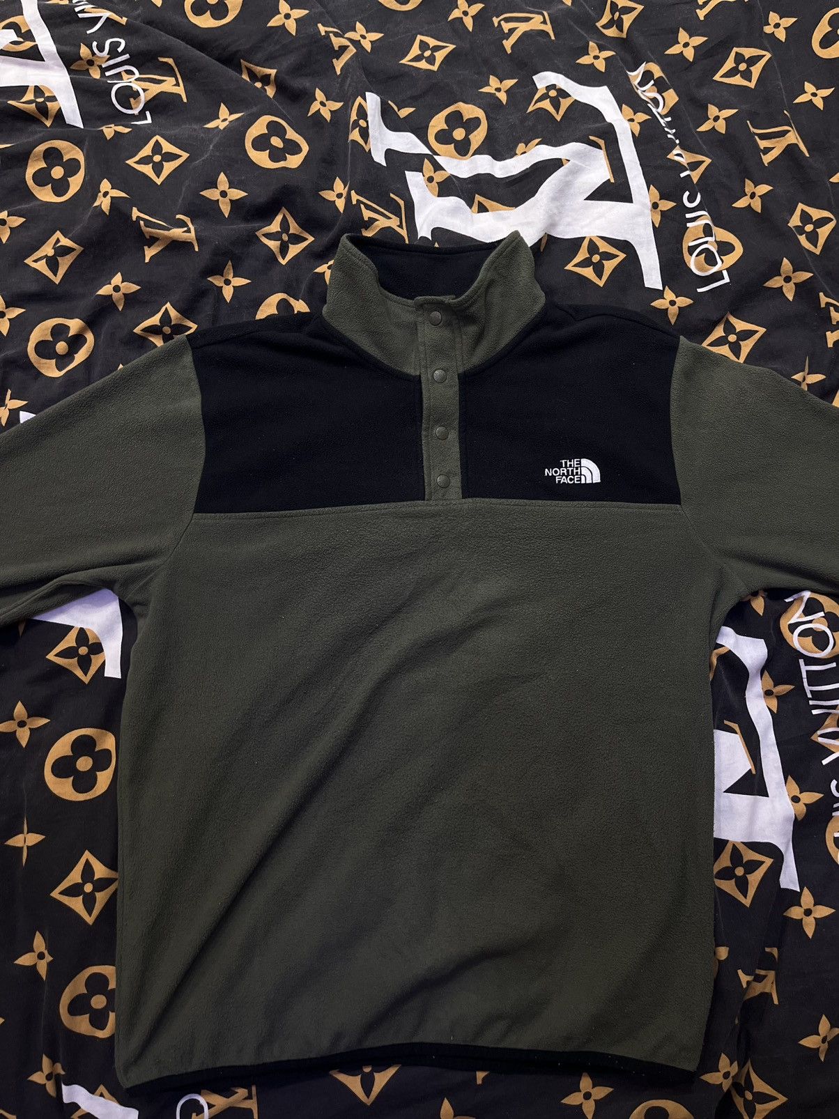 The North Face 🔥A quality sweatshirt for going outside Size US M / EU 48-50 / 2 - 6 Thumbnail