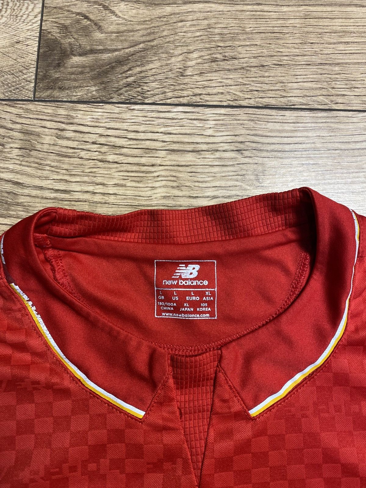 New Balance Liverpool New Balance Jersey Shirt FC Home Football 15/16 L Size US L / EU 52-54 / 3 - 7 Thumbnail